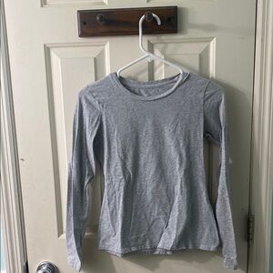 Gray Long Sleeve Tee Classic Design Lightweight
